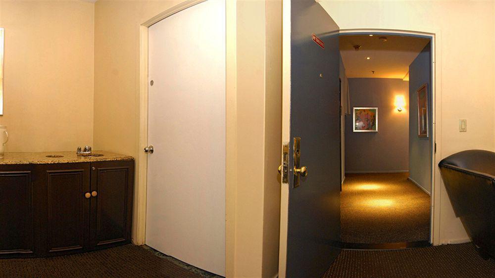 Moderne Hotel Нью-Йорк Екстер'єр фото